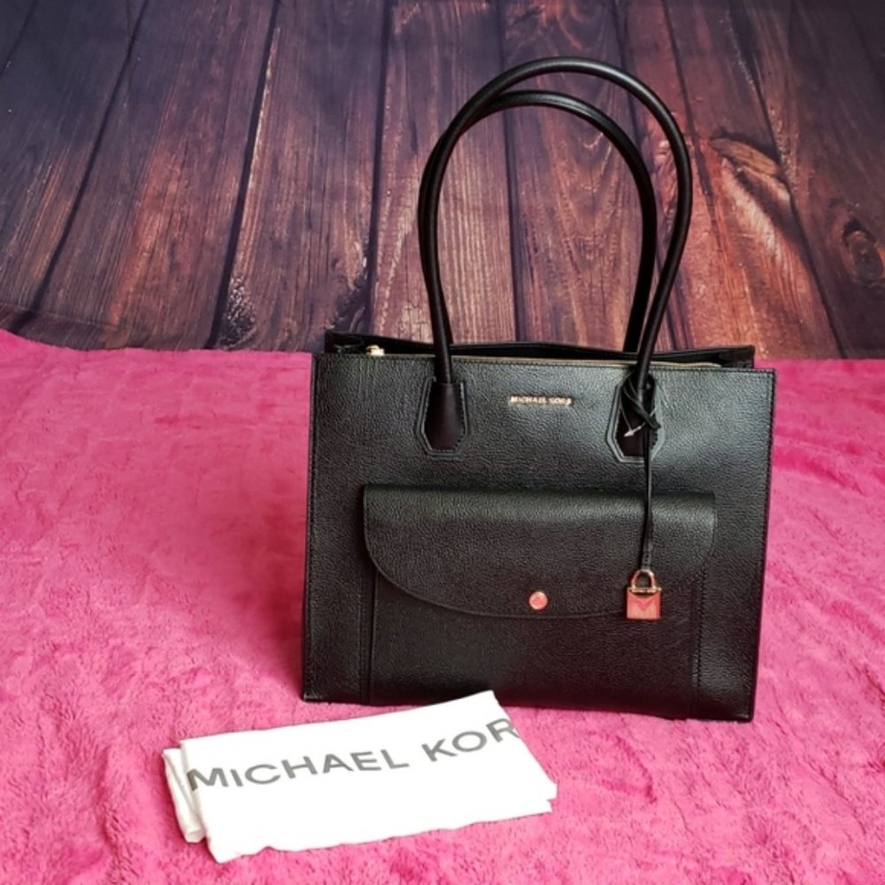 Micheal Kors Purse